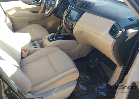 2017 Nissan Rogue Sv z USA, uszkodzony, nr VIN KNMAT2MV6HP595307